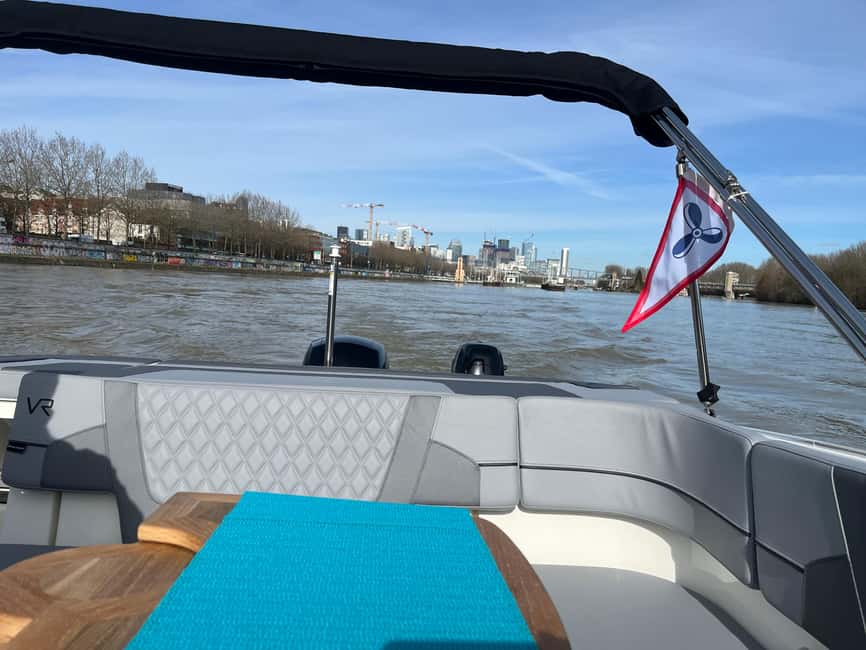 Paris : croisière privée Seine, bateau moderne - 2 heures - Key points to know before booking