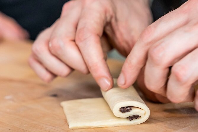 Paris Croissant Small-Group Baking Class with a Chef - Meeting the chef and settling into the studio