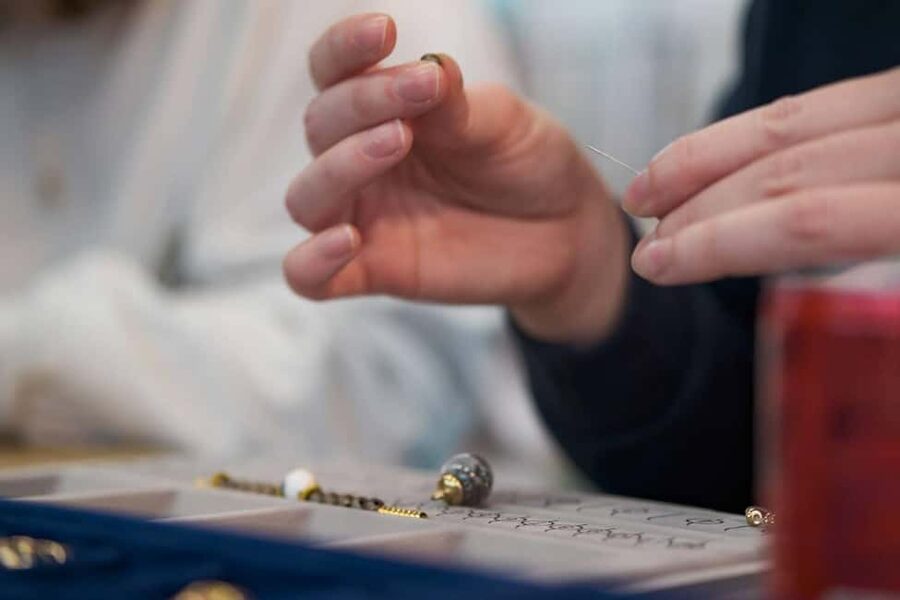 Paris: Custom Souvenir Bracelet Workshop - Is $42 a fair Paris activity price?