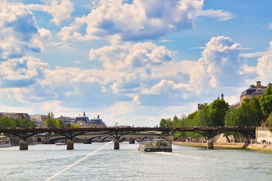 Paris: Day or Sunset Cruise with Drink, Ice Cream or Dessert - Is $22 a good value?