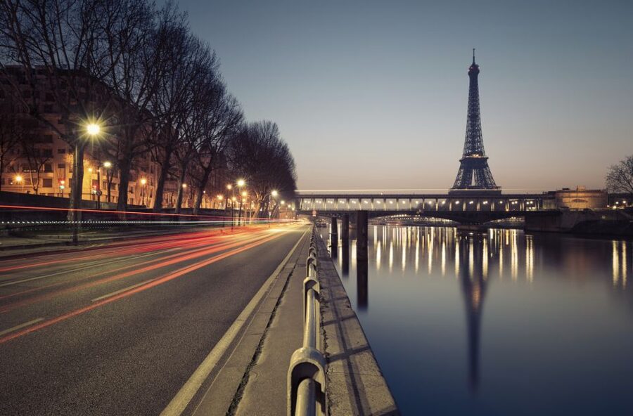 Paris: Dinner Cruise on the Seine and Eiffel Tower 2nd floor - Should you book this Seine dinner and Eiffel Tower package?