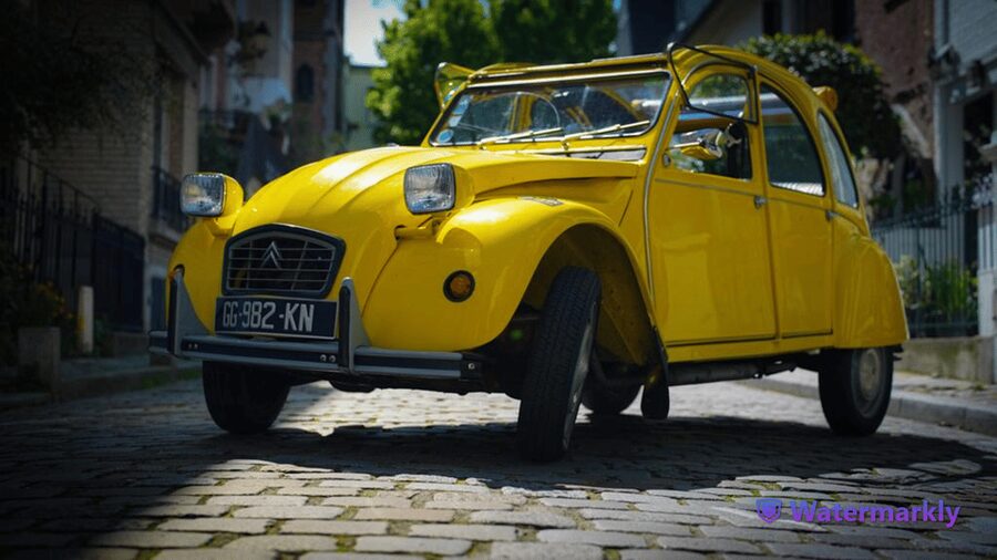 Paris: Discover Paris 2CV - Montmartre, the Left Bank, and Less Obvious Streets