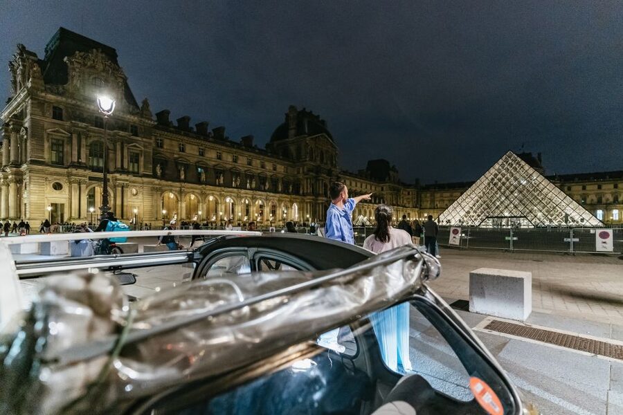Paris: Discover Paris by Night in a Vintage Car with a Local - Key points to know before you book