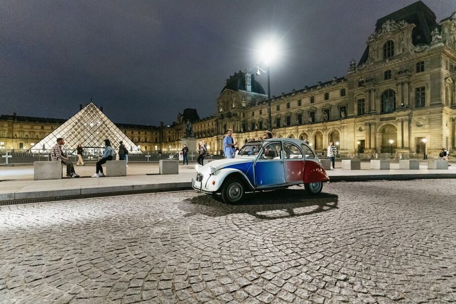 Paris: Discover Paris by Night in a Vintage Car with a Local - Timing, weather, and comfort