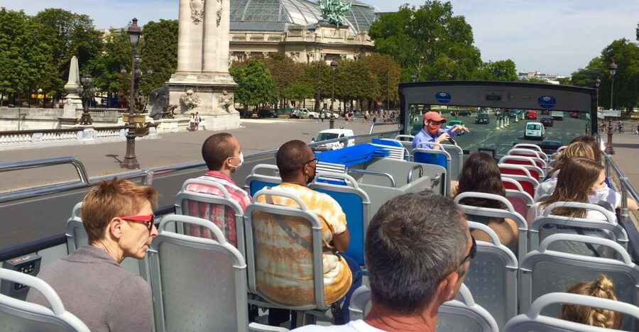 Paris: Discovery Hop-On Hop-Off and Paris by Night Tour - Starting at Opera and the grands magasins