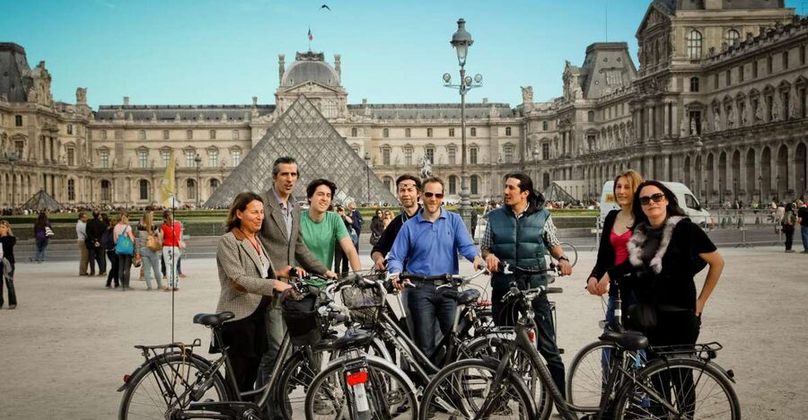 Paris: E-bike tour - Monumental and Hidden Paris - What the $74 price really buys
