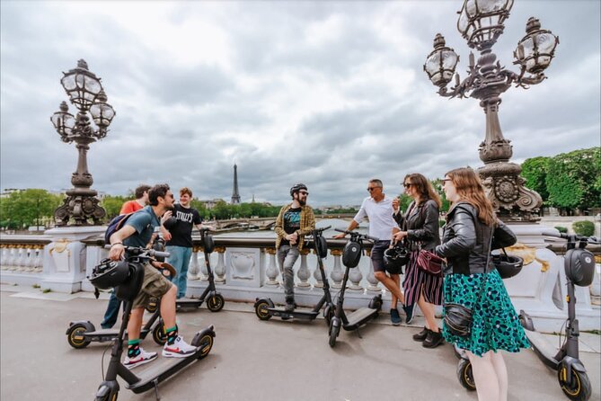 Paris E-Scooter Tour with fun & informative guide (small groups) - The Seine and Paris by bike path