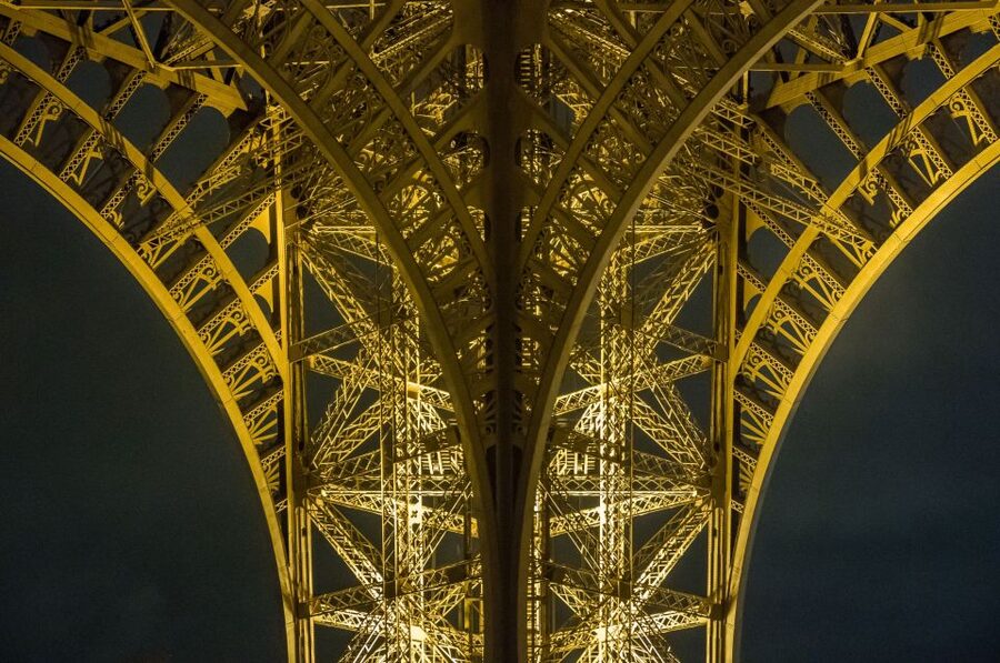Paris: Early Dinner at Madame Brasserie in the Eiffel Tower - The views, and the table assignment issue