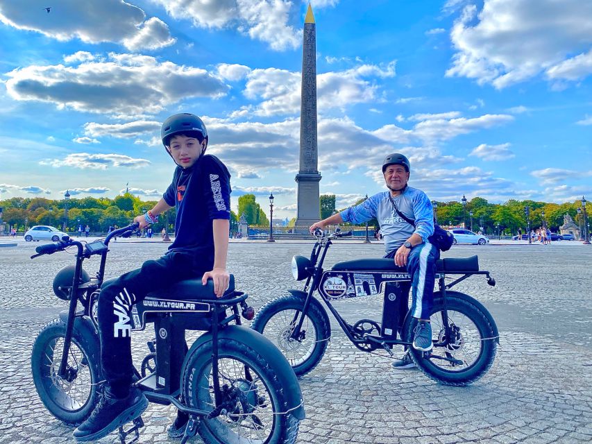Paris: Eiffel Tower and Notre Dame Night Tour by E-Bike - Why Paris works so well after dark by e-bike