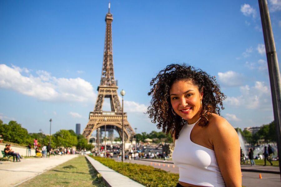 Paris: Eiffel Tower and Paris Bridges Private Photowalk - Who should book this Paris photowalk