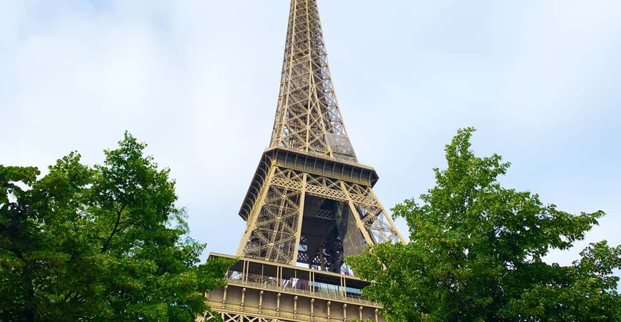 Paris: Eiffel Tower Elevator 2nd Level and Summit Access - Meeting your guide near the Eiffel Tower