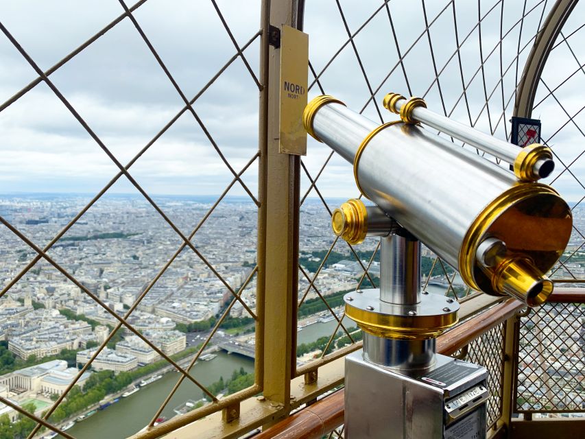 Paris: Eiffel Tower Elevator 2nd Level and Summit Access - Picking the right time and preparing well