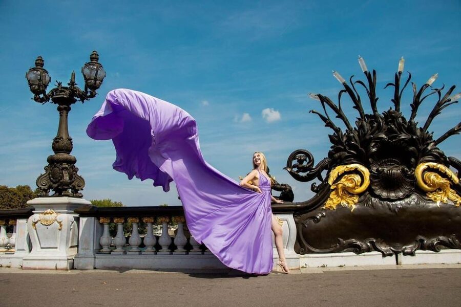 Paris: Eiffel Tower Glamor Photoshoot with Dress Options - Booking, cancellation, and language details