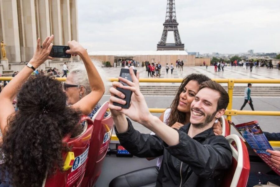 Paris: Eiffel Tower, Hop-On Hop-Off Bus, Seine River Cruise - Second floor or summit: choosing your view