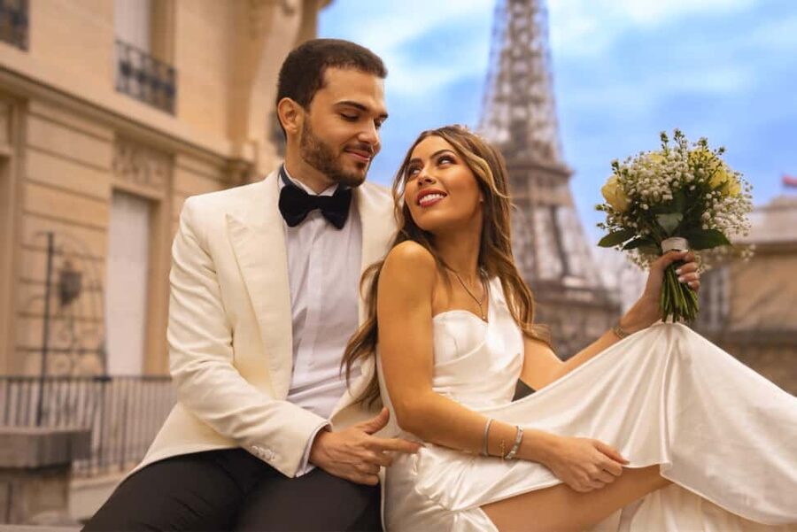 Paris: Eiffel Tower & Louvre Private Photoshoot - Why a Paris photoshoot can be worth the money