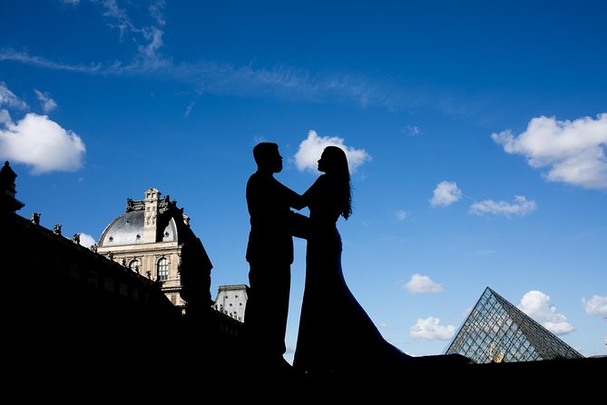 Paris Eiffel Tower Photoshoot Professional Photographer Private - Timing, transport, and weather