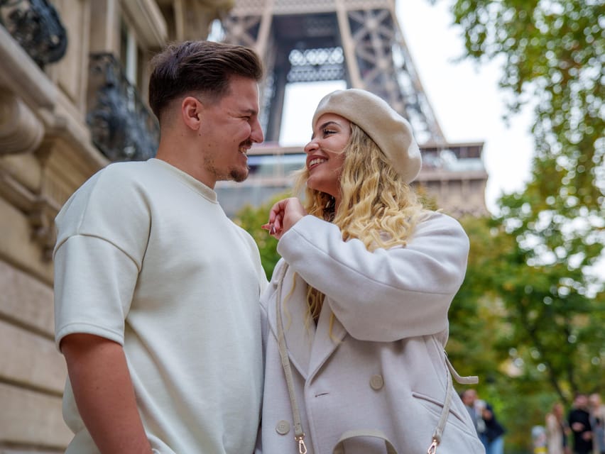 Paris: Eiffel Tower Photoshoot with a Professional - Is $29 good value for a private group?
