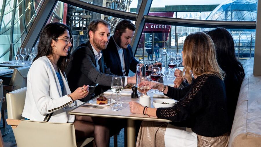 Paris: Eiffel Tower's Madame Brasserie 3-course lunch 12:00 - What the three-course meal is like