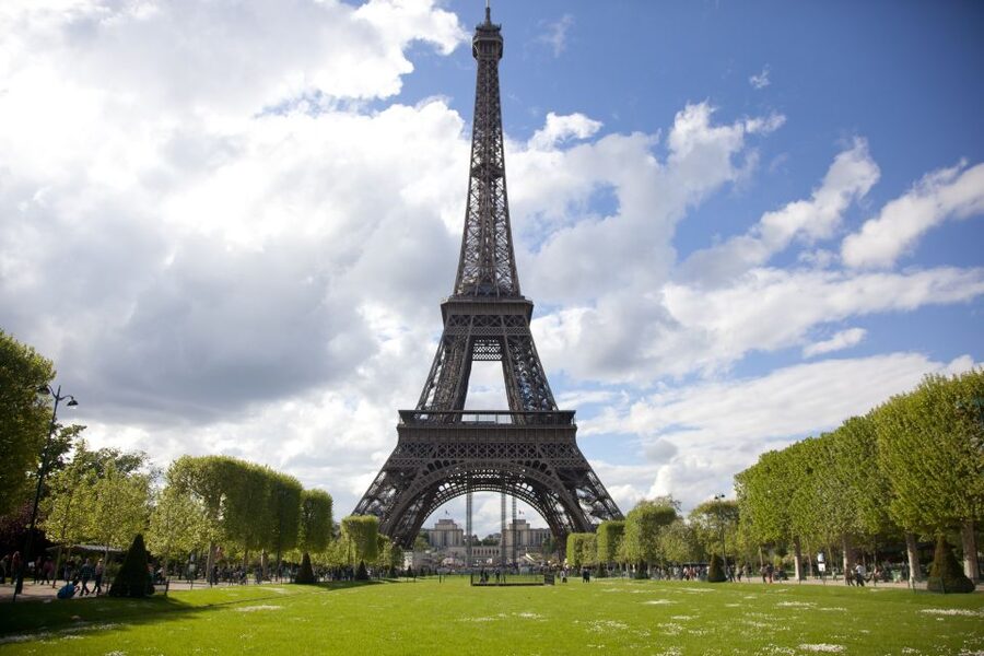 Paris: Eiffel Tower Tour & Seine River Cruise Tour - Who should choose this Eiffel Tower and Seine package?
