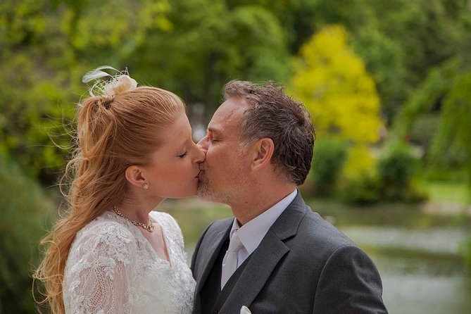 Paris Eiffel Tower Wedding Vows Renewal Ceremony with Photo Shoot - Ile des Cygnes, a quieter change of scene