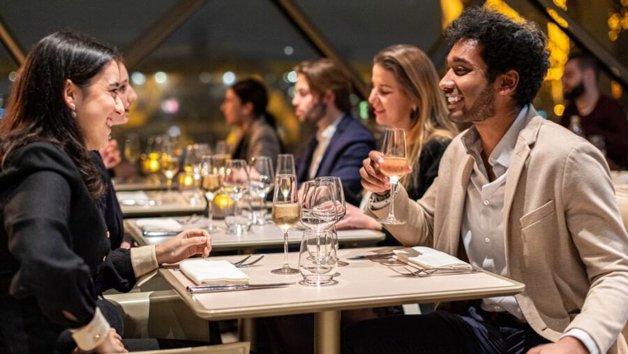 Paris: Elegant Dinner with Drinks in the Eiffel Tower - Choosing between Menu Gustave and Menu Grande Dame
