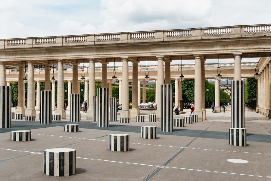 Paris: Emily TV Show Locations Guided Walking Tour - Pont des Arts: the river view that makes the walk worthwhile