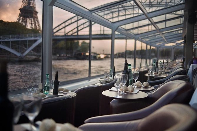 Paris en Scene 3 Course Seine River Dinner Cruise - Starting at Île aux Cygnes near Bir-Hakeim