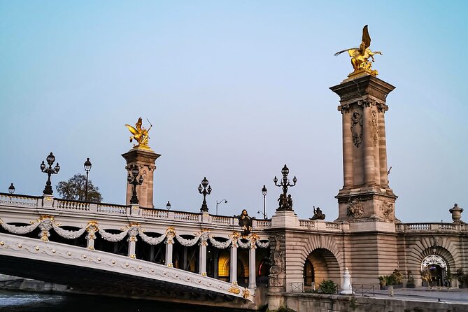 Paris en Scene 3 Course Seine River Dinner Cruise - A dinner worth the ticket price?