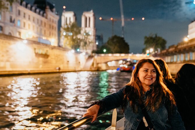 Paris Evening City of Lights Small Group Bike Tour & Boat Cruise - A café and ice cream break