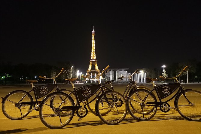 Paris Evening City of Lights Small Group Bike Tour & Boat Cruise - Boarding the Seine boat