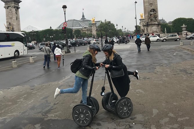 Paris: Experience Segway Top Highlights Small Group 2 Hours - Place de la Concorde and a complicated past