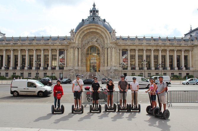 Paris: Experience Segway Top Highlights Small Group 2 Hours - A brief glide along the Champs-Élysées