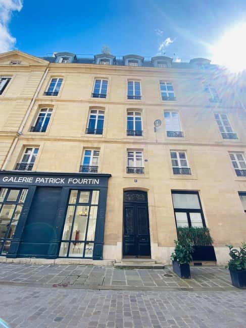 Paris: Explore the City Like Emily Tour - Filming Locations - The walk between filming locations