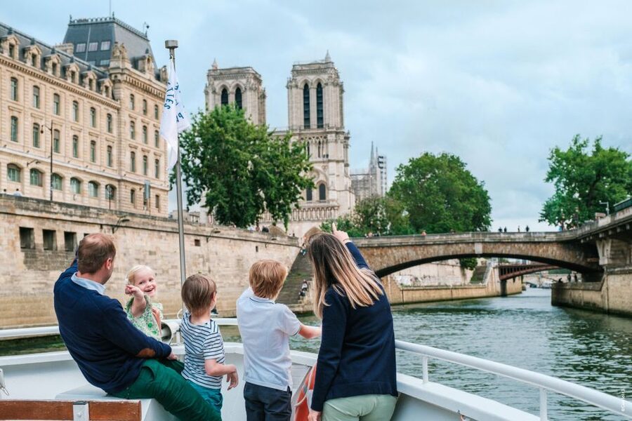 Paris: Family-Friendly River Seine Guided Cruise - Starting beneath the Eiffel Tower