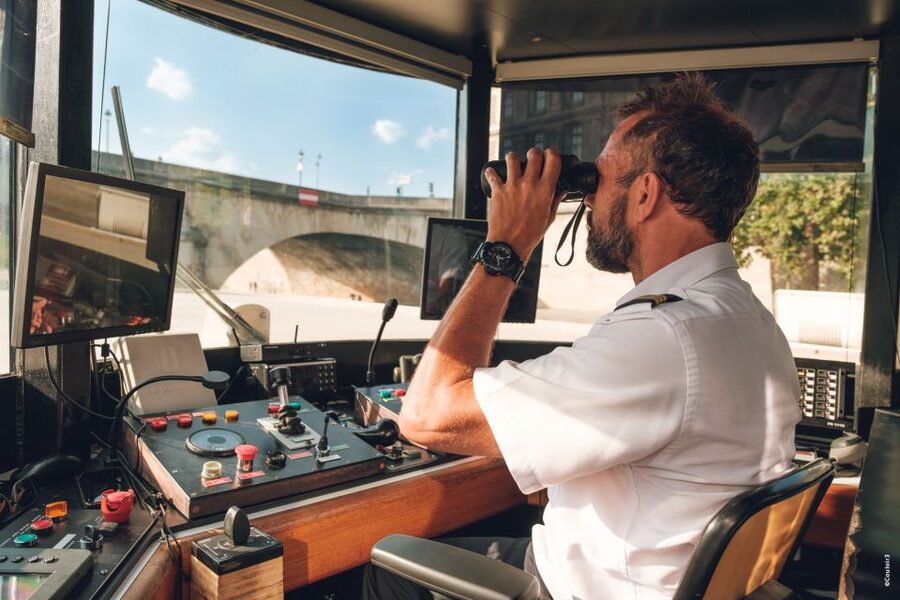 Paris: Family-Friendly River Seine Guided Cruise - Should you book the Vedettes de Paris family cruise?