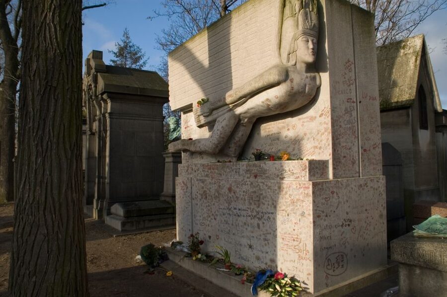 Paris: Famous Graves of Pere Lachaise Cemetery Guided Tour - Is $15 good value?