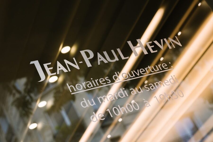 Paris: Food and Wine Tasting Walking Tour in Le Marais - Cheese, wine, and the final conversation