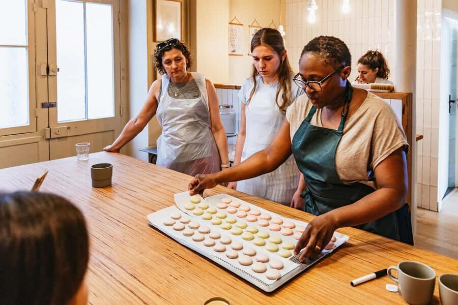 Paris: French Macaron Culinary Class with a Chef - Starting with the meringue