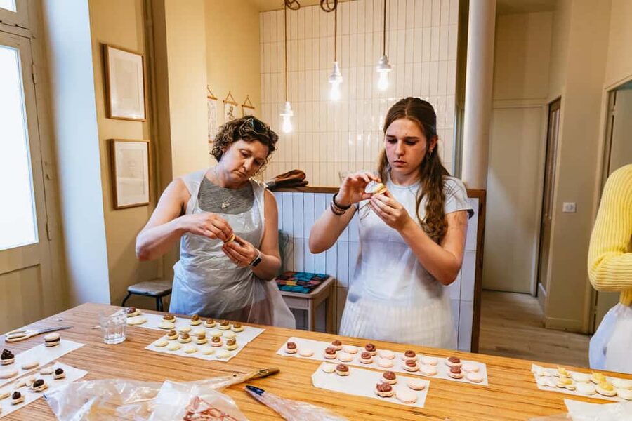 Paris: French Macaron Culinary Class with a Chef - Piping shells with a crisp finish