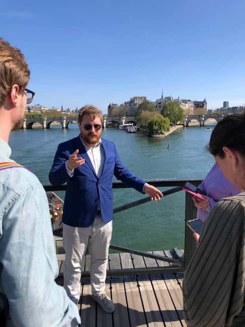 Paris: French Monarchy Intrigues Walking Tour - Île de la Cité and the city as a political stage