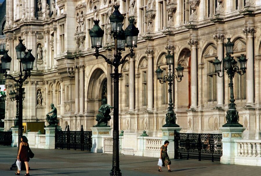 Paris: French Revolution Walking Tour - Pace, comfort, and accessibility