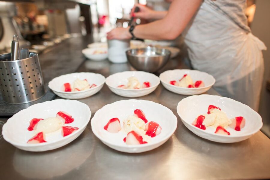 Paris: Full-Day Cooking Class with 3-Course Lunch - Key points at a glance