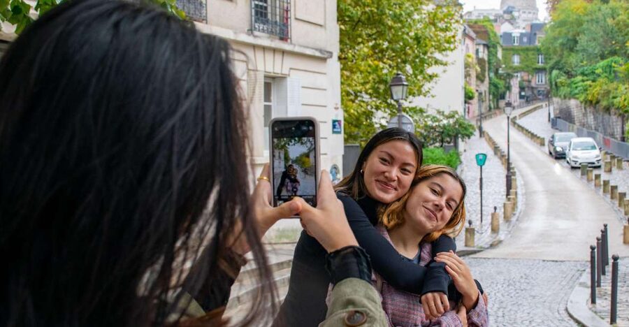 Paris: Full-Day Custom Tour with Local Guide - Lunch with a local reservation