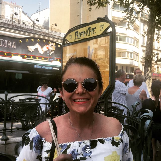 Paris Gourmet: Food Tour in South Montmartre - When to schedule this three-hour walk