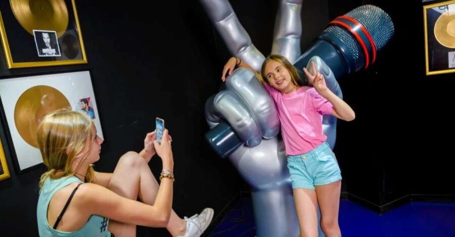 Paris: Grèvin Wax Museum and Seine River Cruise Tickets - What this Paris combination actually gives you