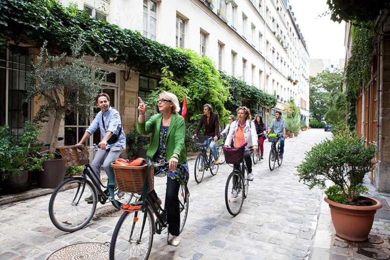 Paris: Guided Bike and Food Tour - A Taste of Paris - Why a bicycle works so well in central Paris