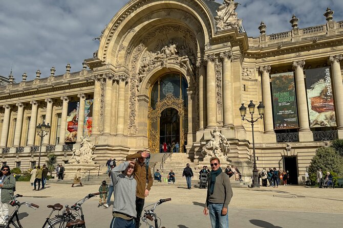 Paris: Guided City Sightseeing Tour by Bike/E-Bike - What $45 gets you