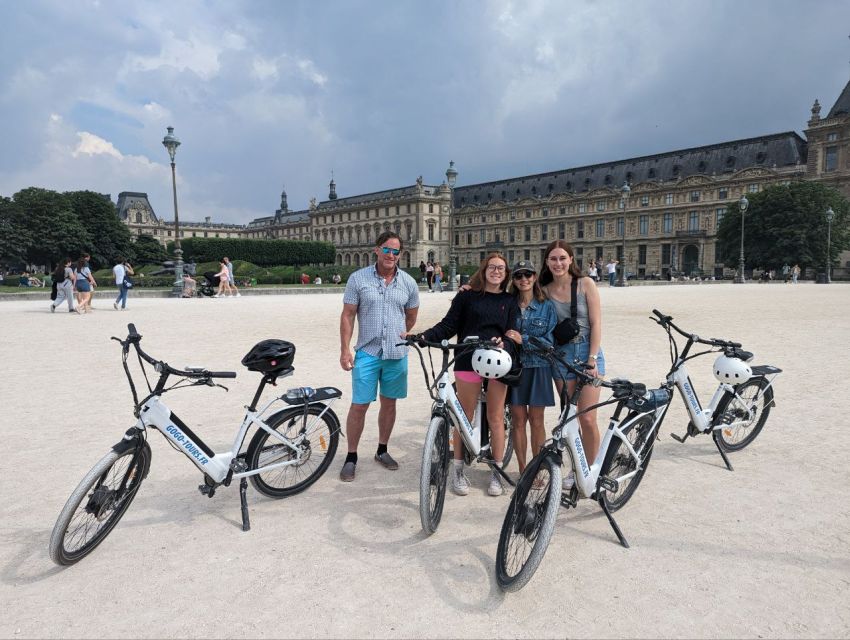 Paris: Guided Private E-bike Sightseeing Tour - The Flame of Liberty and the Arc de Triomphe