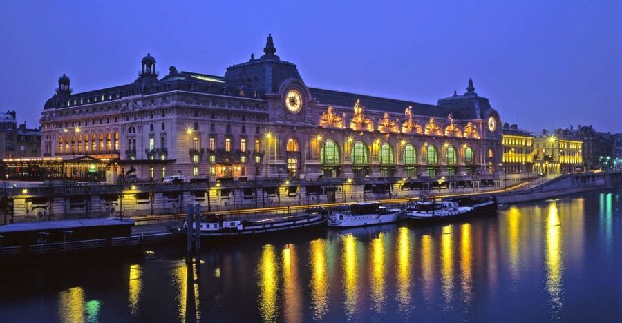 Paris: Happy Hour Evening Cruise on the Seine River - The first stretch: Tuileries, the Louvre, and the central riverbanks