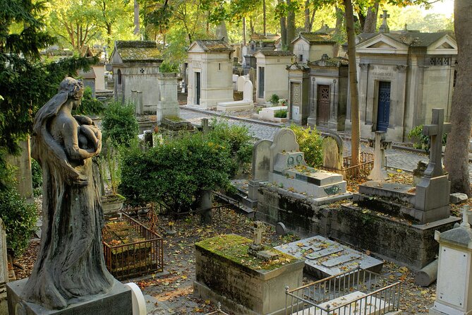 Paris: Haunted Père Lachaise Cemetery Guided Tour - Meeting Jim Morrison, Allan Kardec, and Other Famous Names